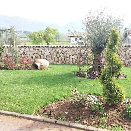 Agriturismo Sant' Isidoro Villa อานาญี ภายนอก รูปภาพ